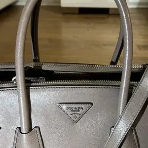 PRADAビジュー☆GLACE'CALFライトグレー2way☆ダブルzip PRADAビジュー☆GLACE'CALFライトグレー2way☆ダブルzip (PRADA